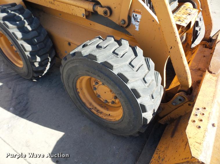 image for item J1612 2010 Case 450 Series II skid steer