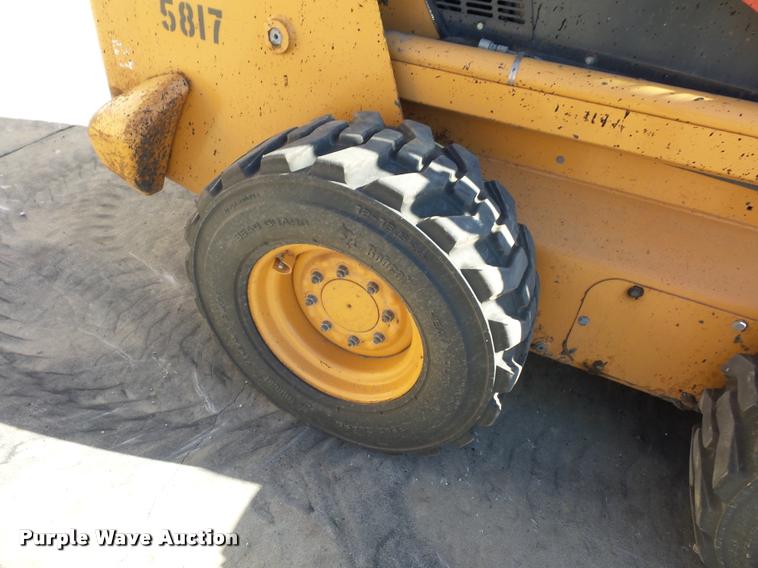 image for item J1612 2010 Case 450 Series II skid steer