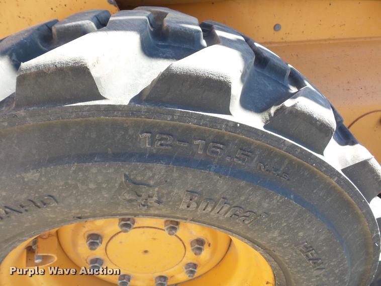 image for item J1612 2010 Case 450 Series II skid steer