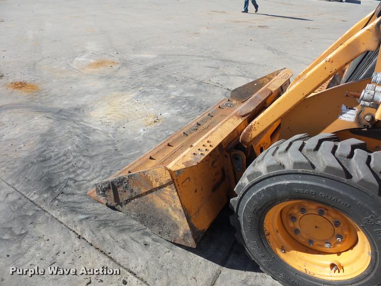 image for item J1612 2010 Case 450 Series II skid steer