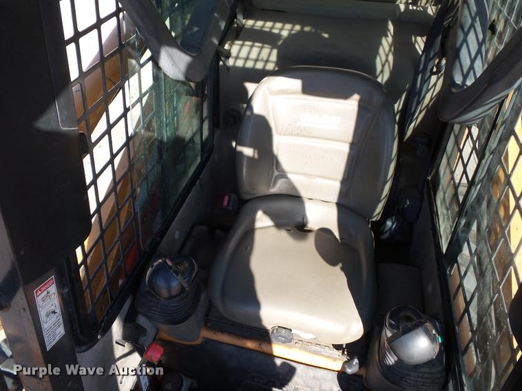 image for item J1612 2010 Case 450 Series II skid steer