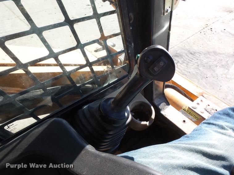 image for item J1612 2010 Case 450 Series II skid steer