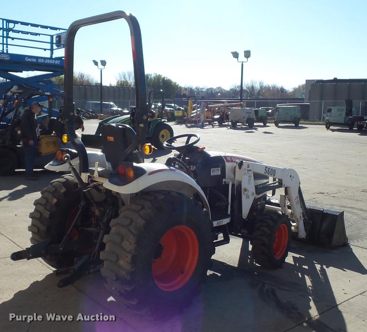 image for item J1614 Bobcat CT235 MFWD tractor