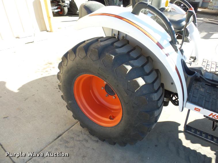 image for item J1614 Bobcat CT235 MFWD tractor