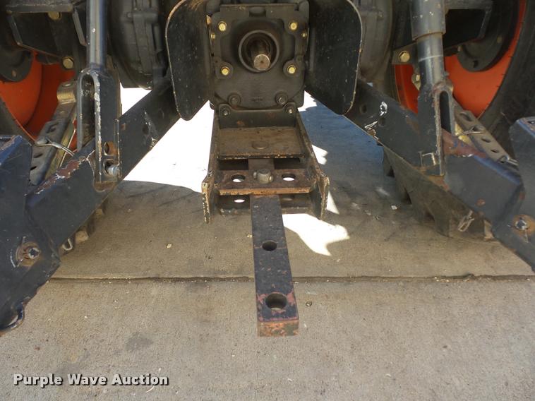 image for item J1614 Bobcat CT235 MFWD tractor