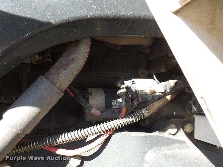 image for item J1614 Bobcat CT235 MFWD tractor