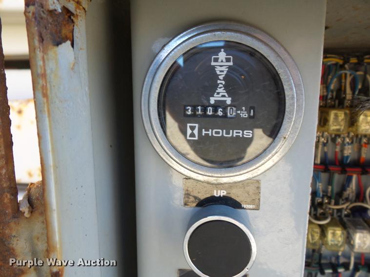 image for item J1615 1997 Skyjack 8841 scissor lift