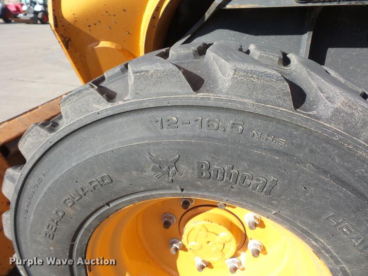 image for item J1616 2011 Case SV250 skid steer