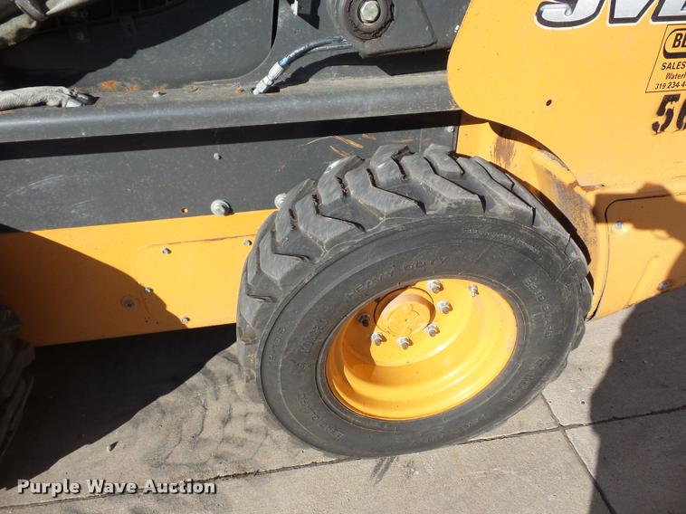 image for item J1616 2011 Case SV250 skid steer