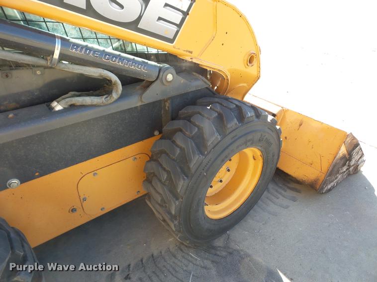 image for item J1616 2011 Case SV250 skid steer