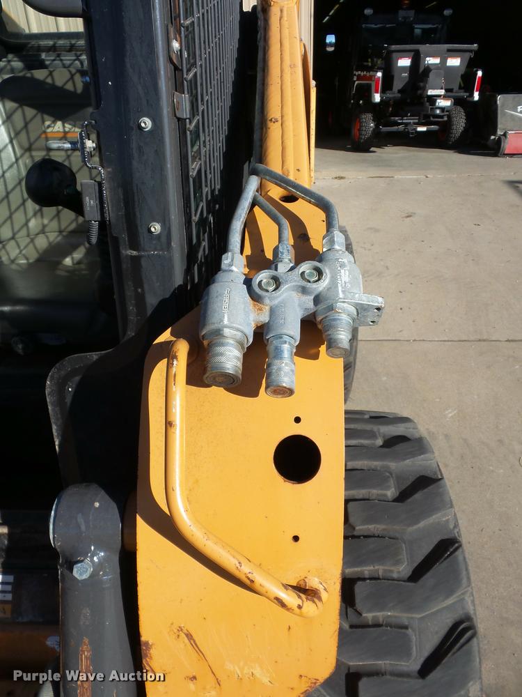 image for item J1616 2011 Case SV250 skid steer