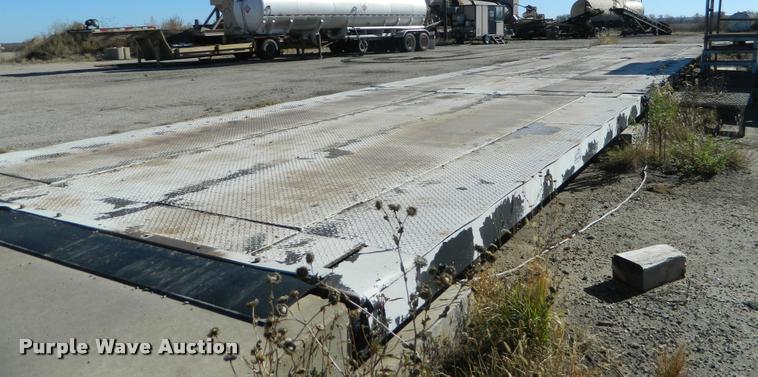 image for item J5027 Cardinal 210 scale