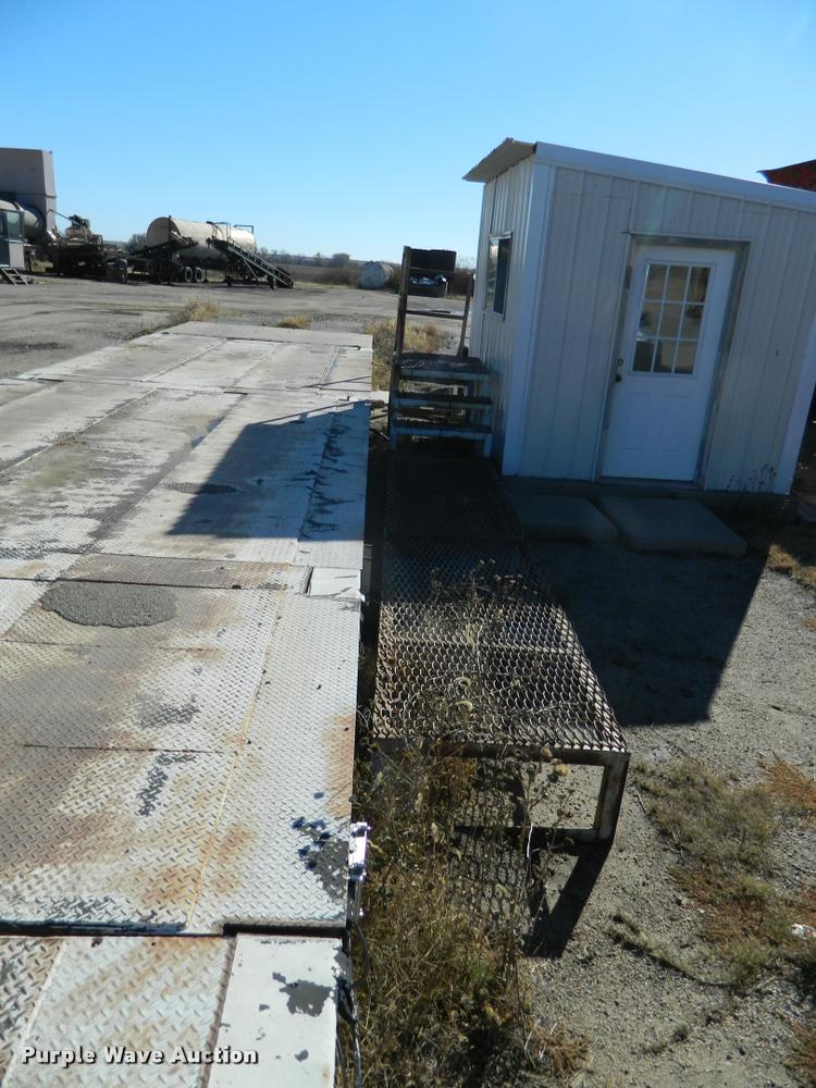 image for item J5027 Cardinal 210 scale