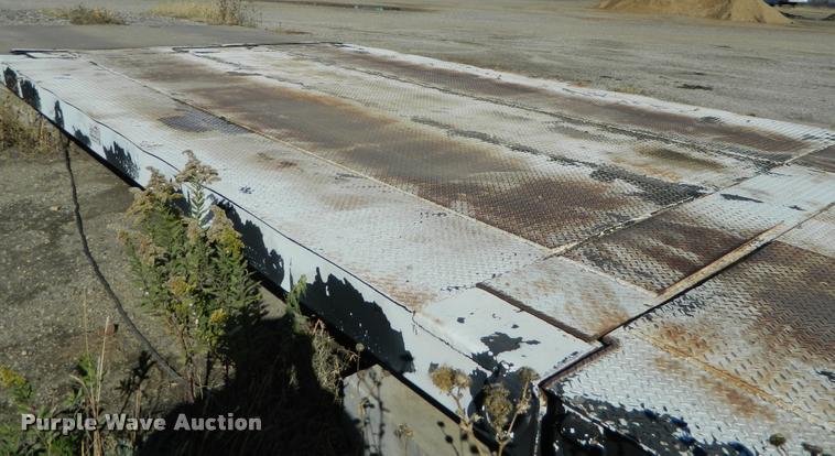 image for item J5027 Cardinal 210 scale