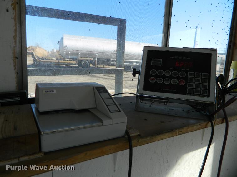 image for item J5027 Cardinal 210 scale