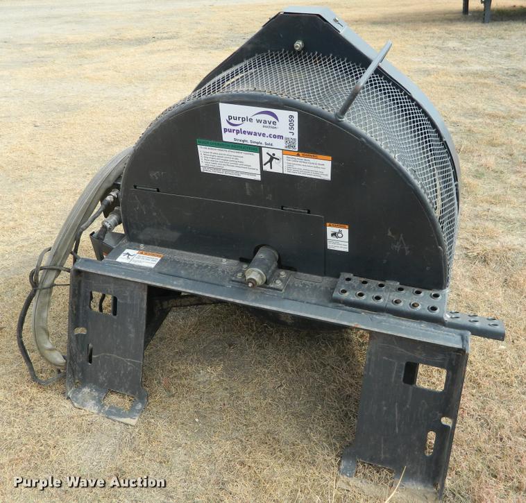 Bobcat skid steer cement mixer in Hays, KS Item J5059 sold Purple Wave