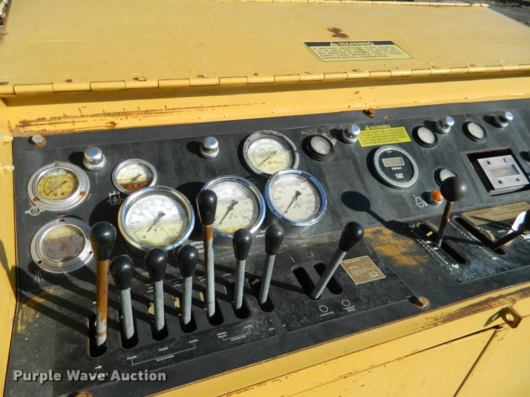 image for item J5061 1995 Caterpillar PR450 Roto-Mill pavement profiler