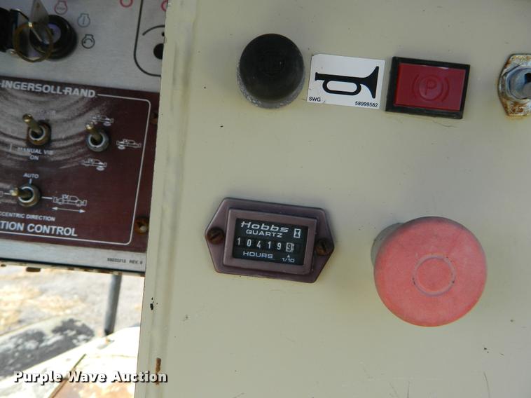 image for item J5064 2002 Ingersoll Rand DD110HF double drum vibratory roller