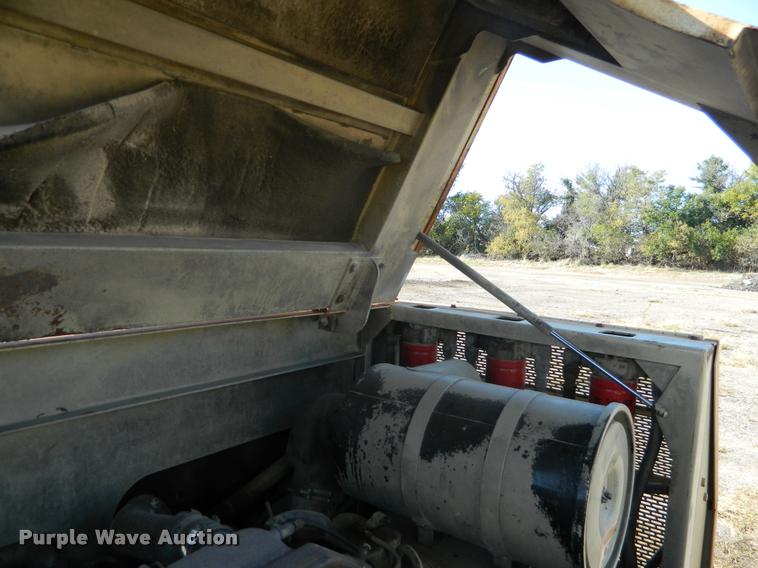 image for item J5066 1999 Ingersoll Rand DD130 double drum vibratory roller