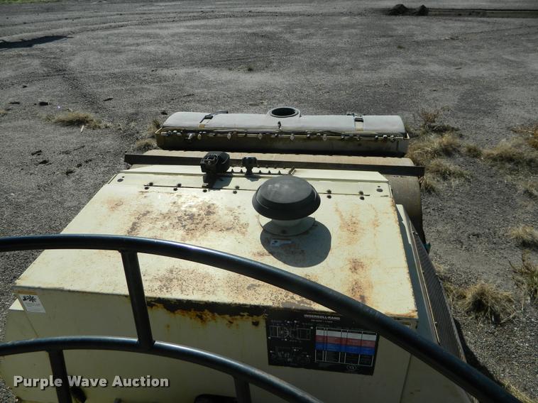 image for item J5067 2001 Ingersoll Rand DD110HF double drum vibratory roller