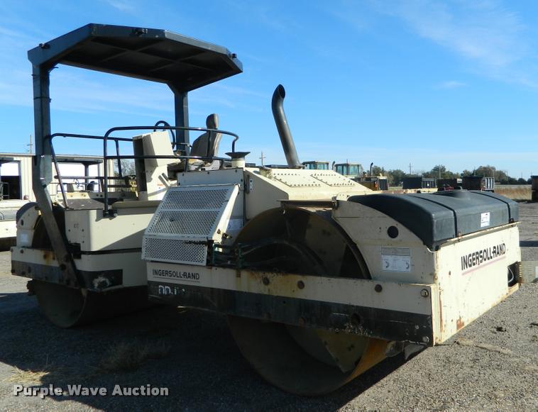 image for item J5068 1999 Ingersoll Rand DD110 double drum vibratory roller