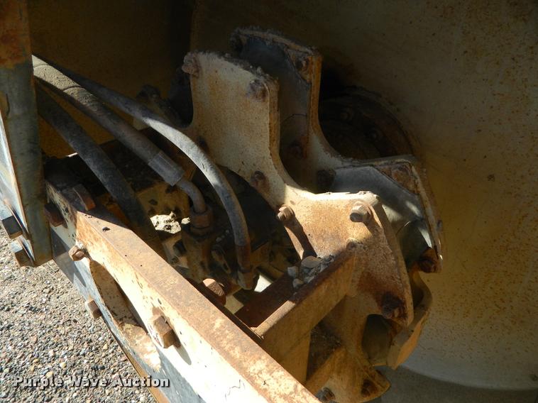 image for item J5068 1999 Ingersoll Rand DD110 double drum vibratory roller