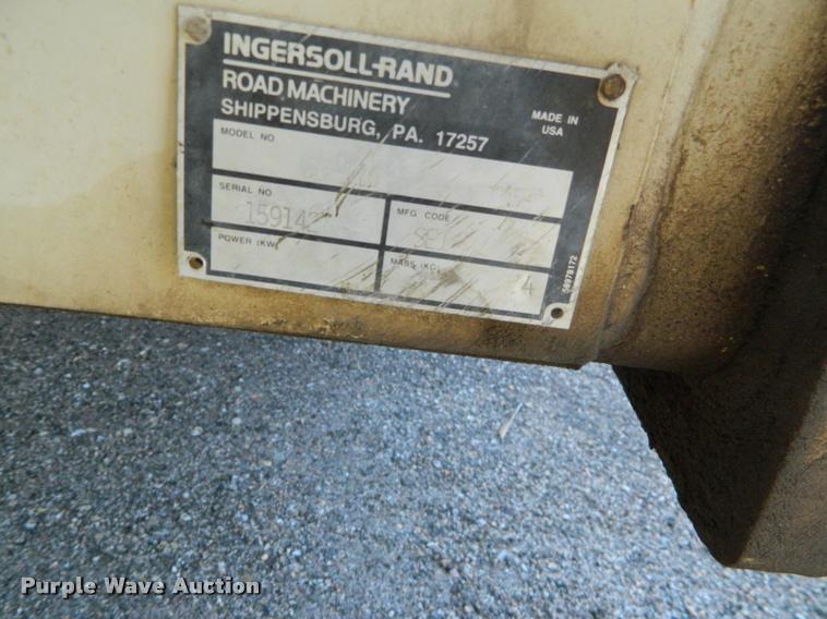 image for item J5068 1999 Ingersoll Rand DD110 double drum vibratory roller