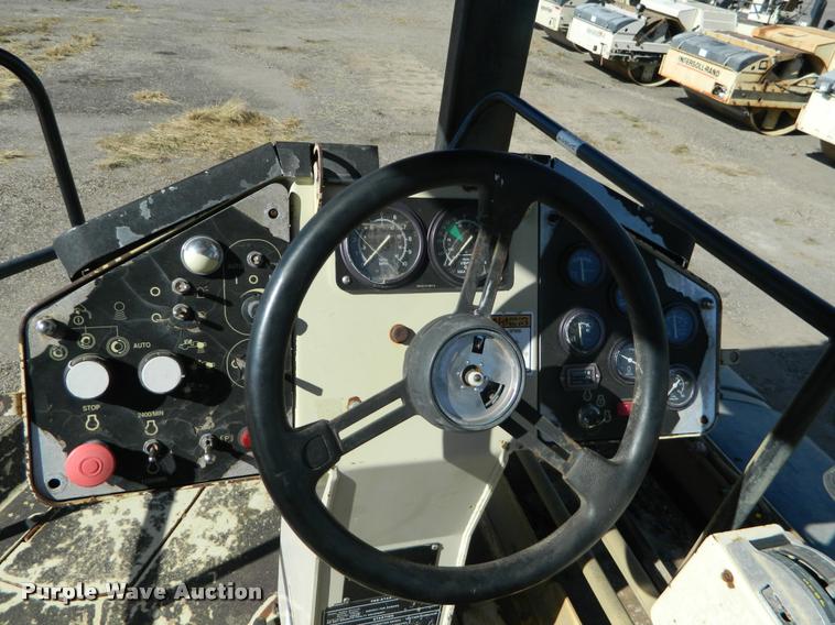 image for item J5069 2002 Ingersoll Rand DD130HF double drum vibratory roller