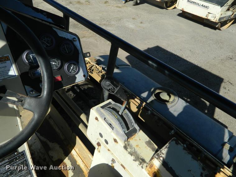image for item J5069 2002 Ingersoll Rand DD130HF double drum vibratory roller