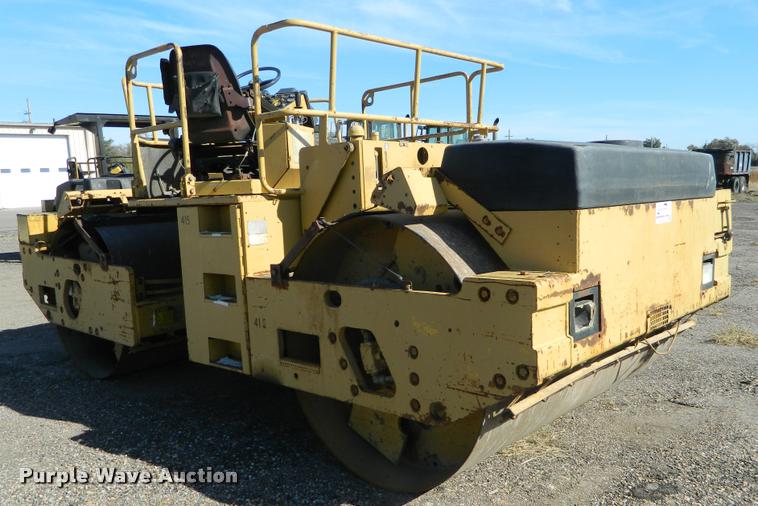 image for item J5071 1996 Caterpillar CB634 double drum vibratory roller