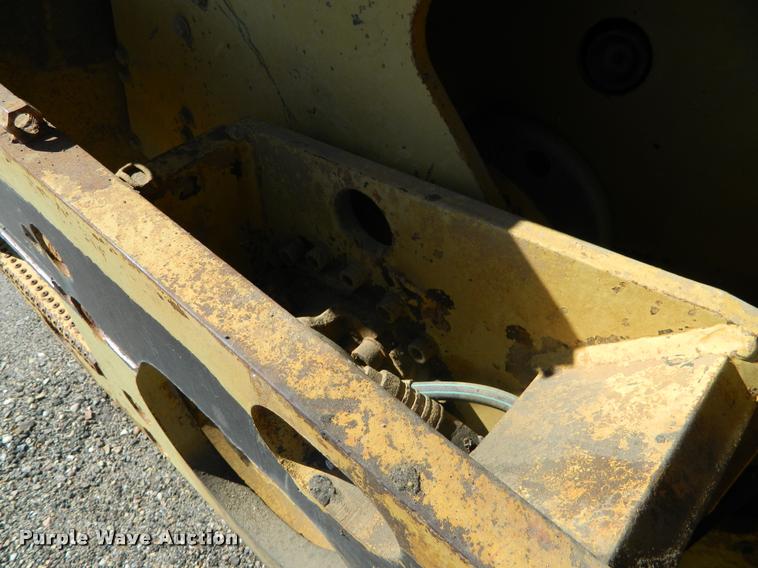 image for item J5071 1996 Caterpillar CB634 double drum vibratory roller
