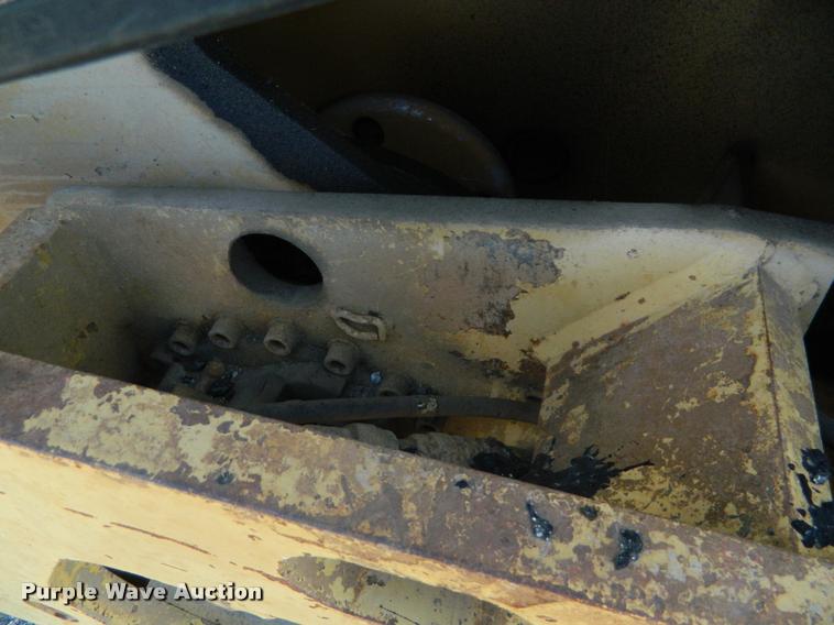 image for item J5071 1996 Caterpillar CB634 double drum vibratory roller