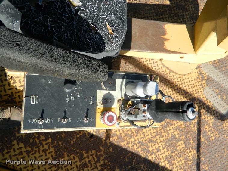 image for item J5071 1996 Caterpillar CB634 double drum vibratory roller