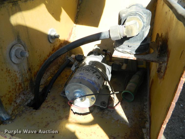 image for item J5071 1996 Caterpillar CB634 double drum vibratory roller