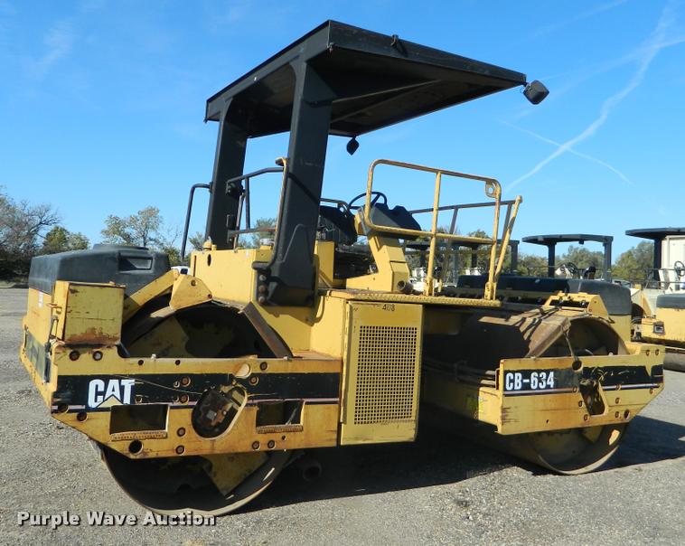 image for item J5072 1996 Caterpillar CB634 double drum vibratory roller