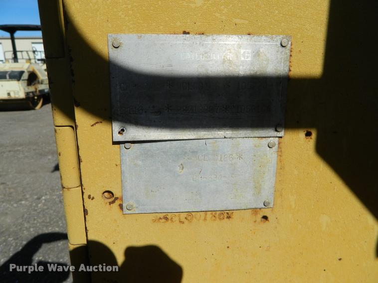 image for item J5072 1996 Caterpillar CB634 double drum vibratory roller