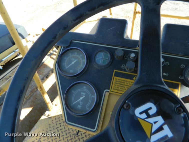 image for item J5072 1996 Caterpillar CB634 double drum vibratory roller