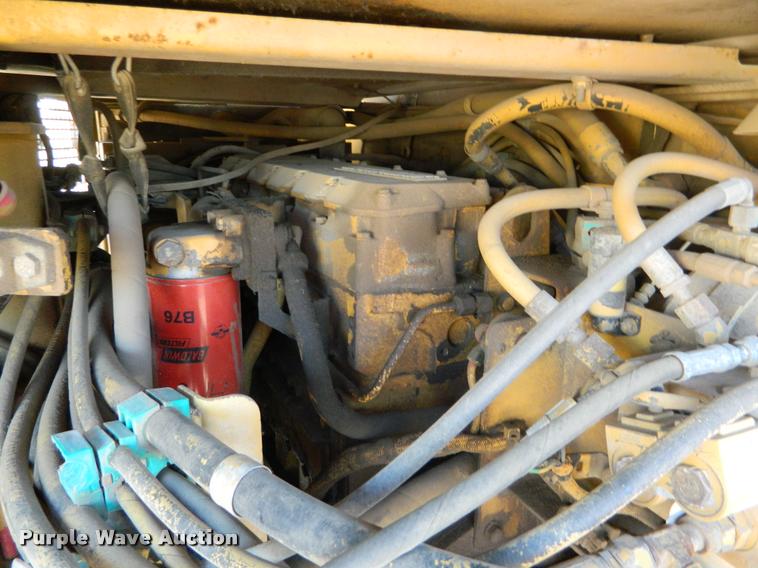 image for item J5072 1996 Caterpillar CB634 double drum vibratory roller