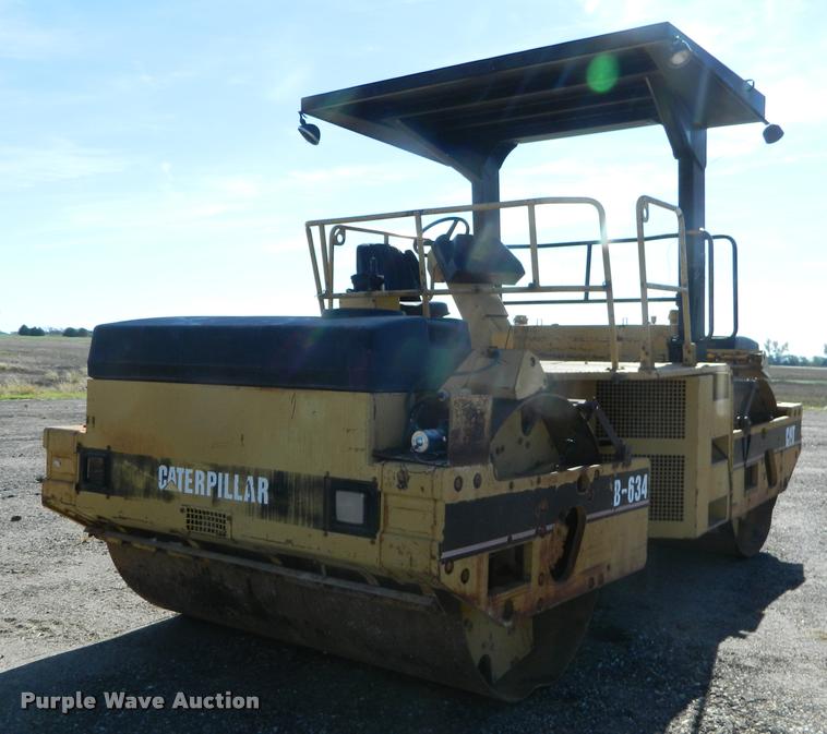 image for item J5073 1996 Caterpillar CB634 double drum vibratory roller