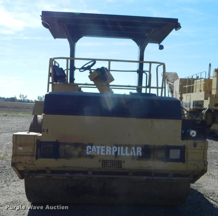 image for item J5073 1996 Caterpillar CB634 double drum vibratory roller