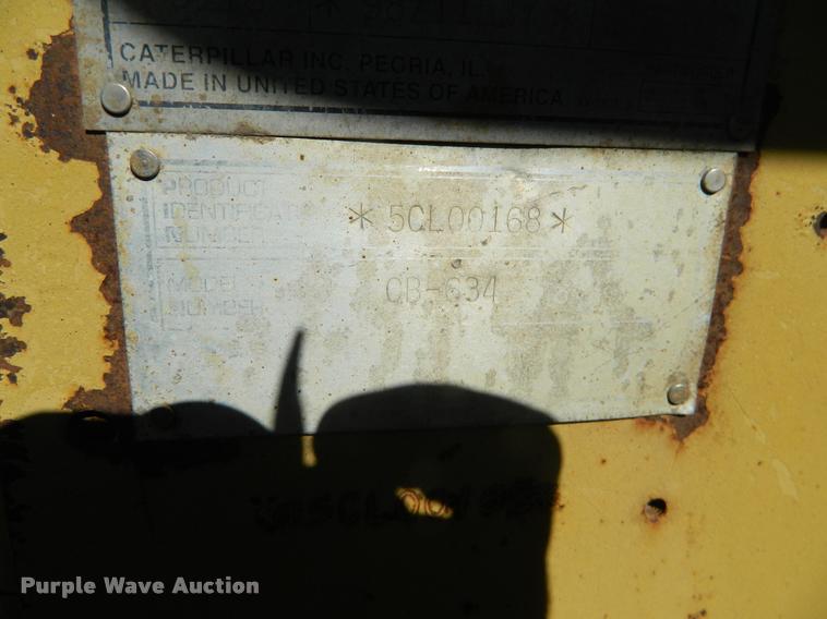 image for item J5073 1996 Caterpillar CB634 double drum vibratory roller