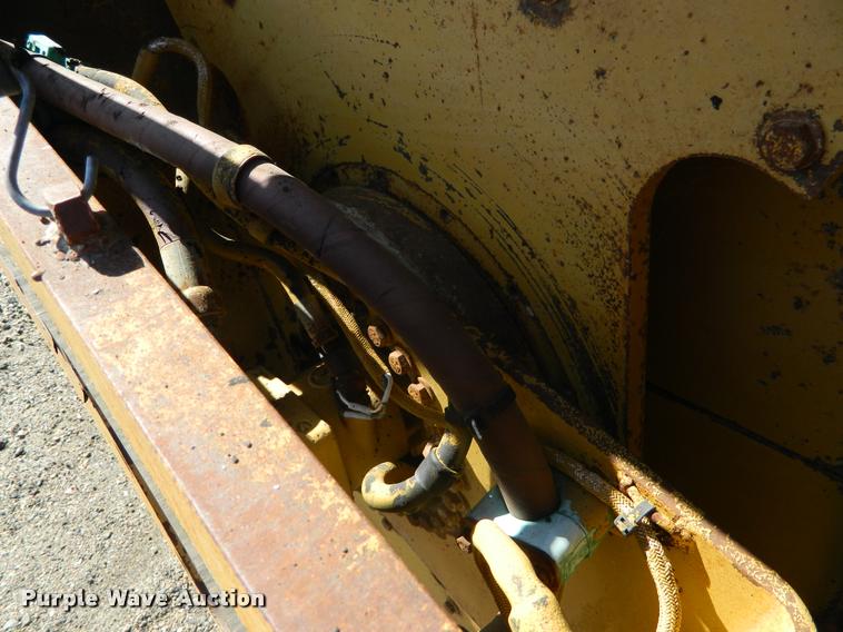 image for item J5073 1996 Caterpillar CB634 double drum vibratory roller