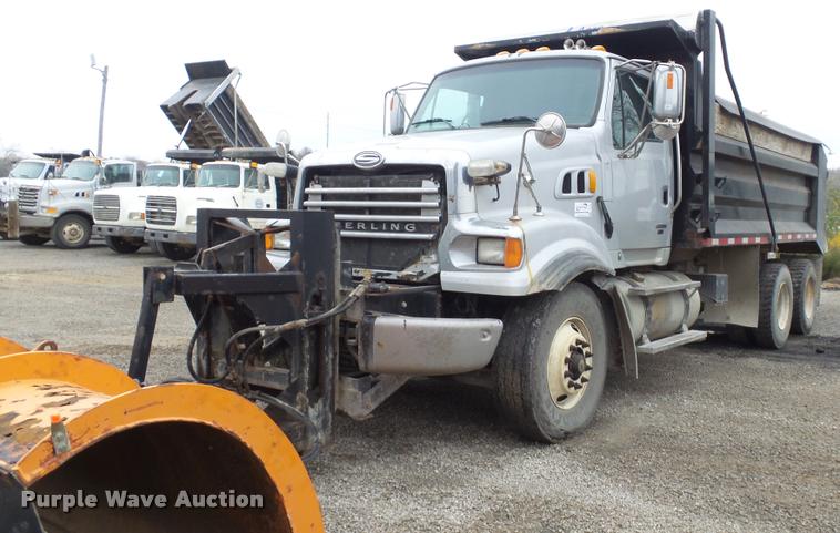 image for item J5729 2008 Sterling L9500 dump truck