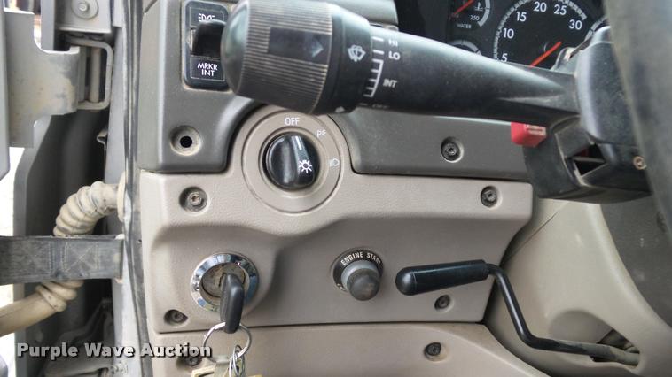 image for item J5729 2008 Sterling L9500 dump truck