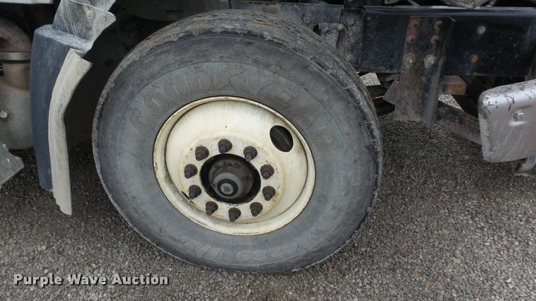 image for item J5729 2008 Sterling L9500 dump truck