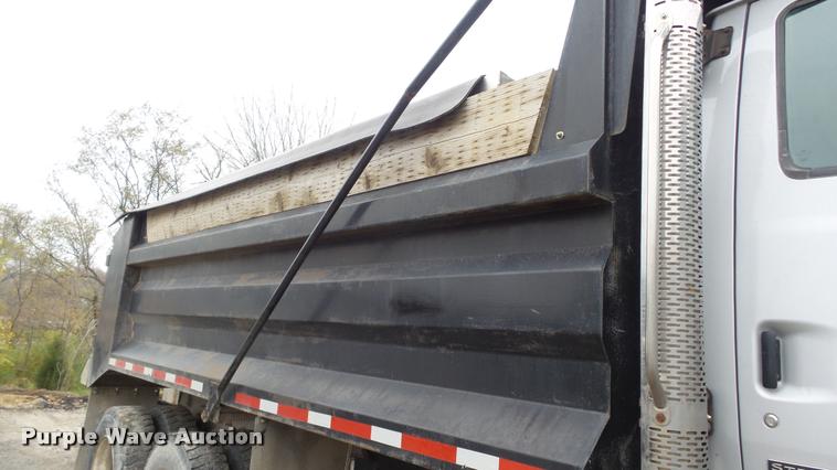 image for item J5729 2008 Sterling L9500 dump truck