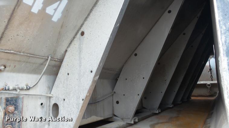 image for item J5729 2008 Sterling L9500 dump truck