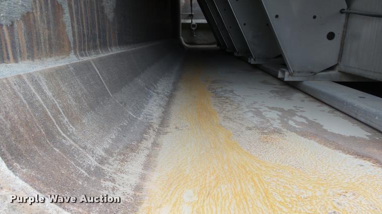 image for item J5729 2008 Sterling L9500 dump truck