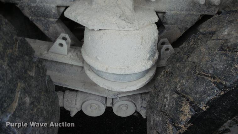 image for item J5729 2008 Sterling L9500 dump truck