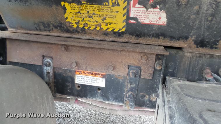 image for item J5729 2008 Sterling L9500 dump truck